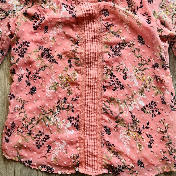 LC Lauren Conrad Women’s 3/4 Sleeve Floral Blouse Flowy Pink Peach Mauve Medium - Picture 3 of 7